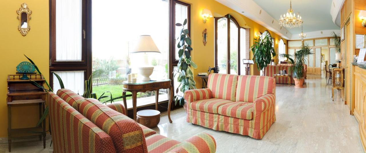 L'Ottava Otel Monte Compatri Dış mekan fotoğraf